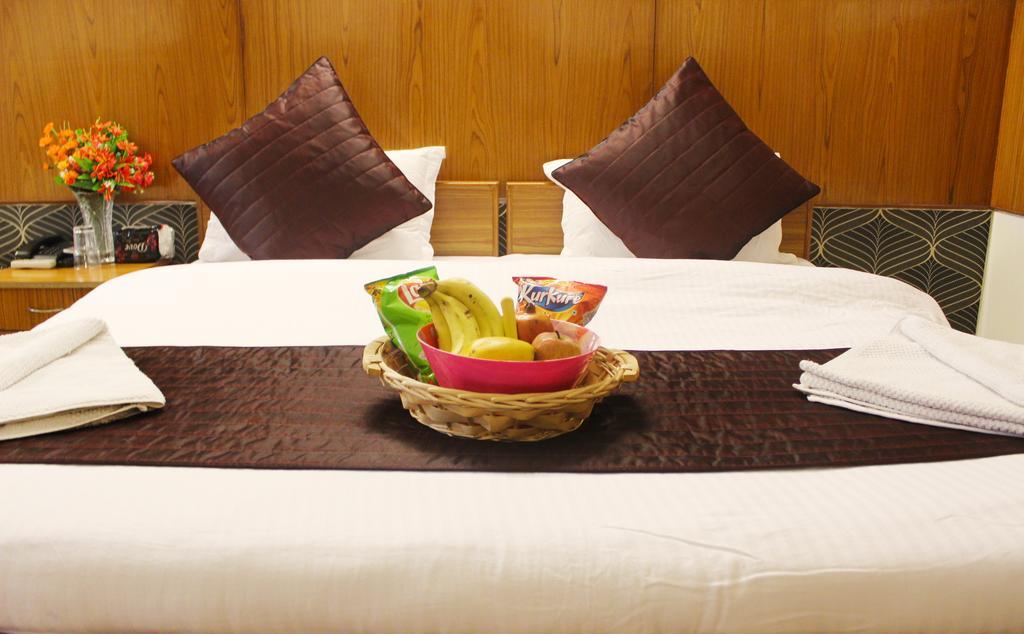 Hotel Delhi Marine Club C6 Vasant Kunj New Delhi Bagian luar foto